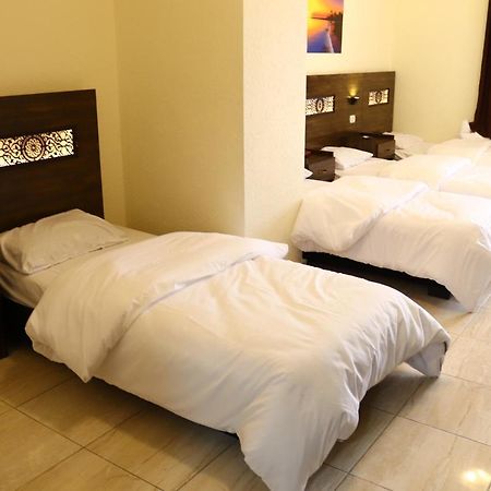 Eden Aqaba Hotel Esterno foto