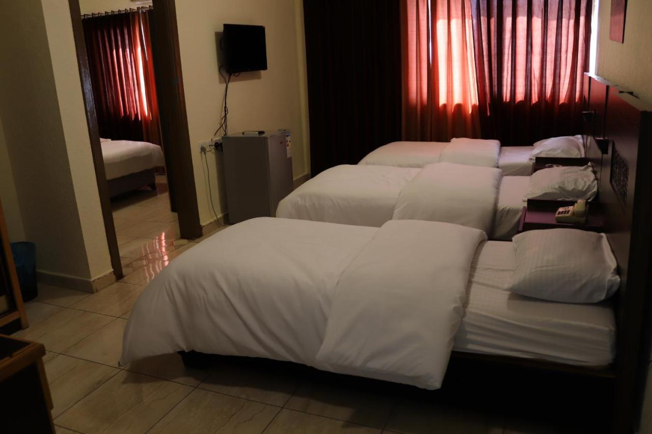 Eden Aqaba Hotel Esterno foto